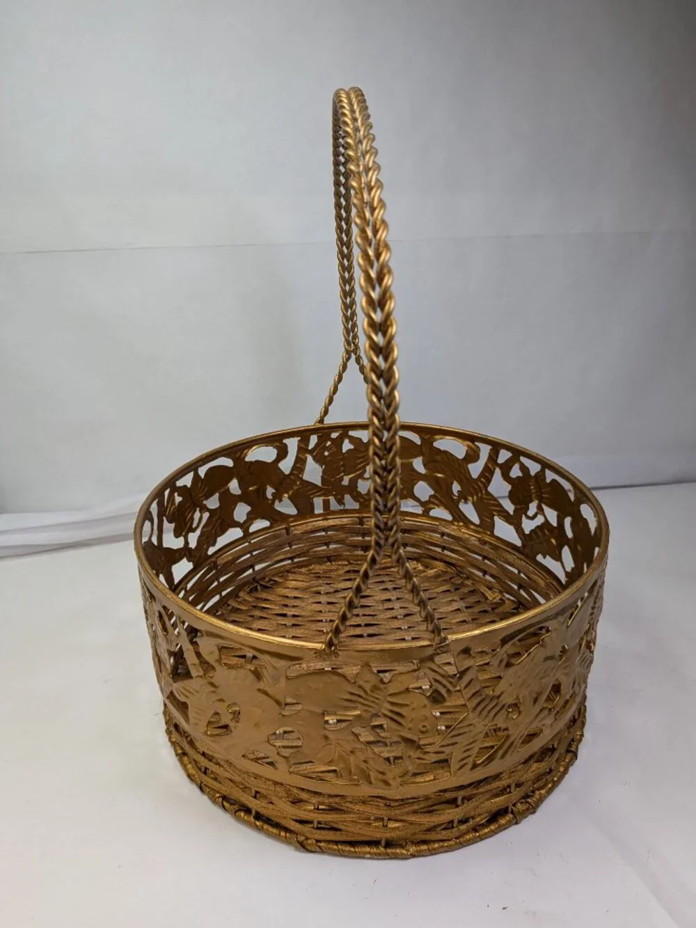 Vintage Warm Metallic Gold Woven Basket Cutout Metal Filigree Fixed Handle